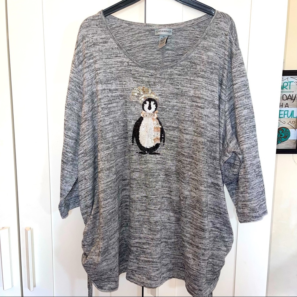 Gray Sweater with Sequins Penguin